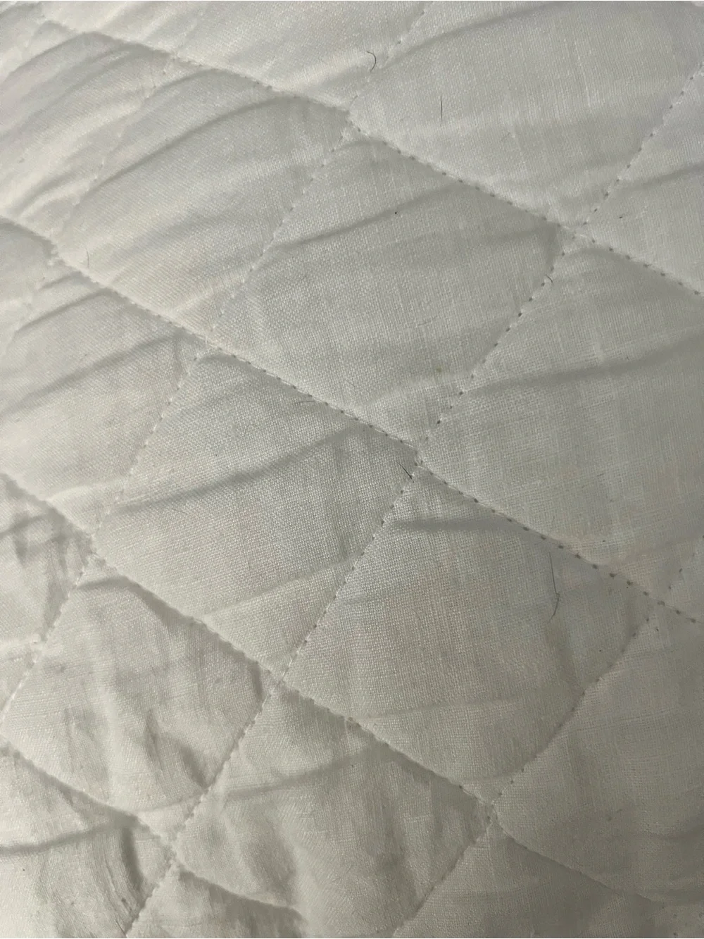 Pottery Barn White Quilted Pillow Sham - Soft Home Bedding
